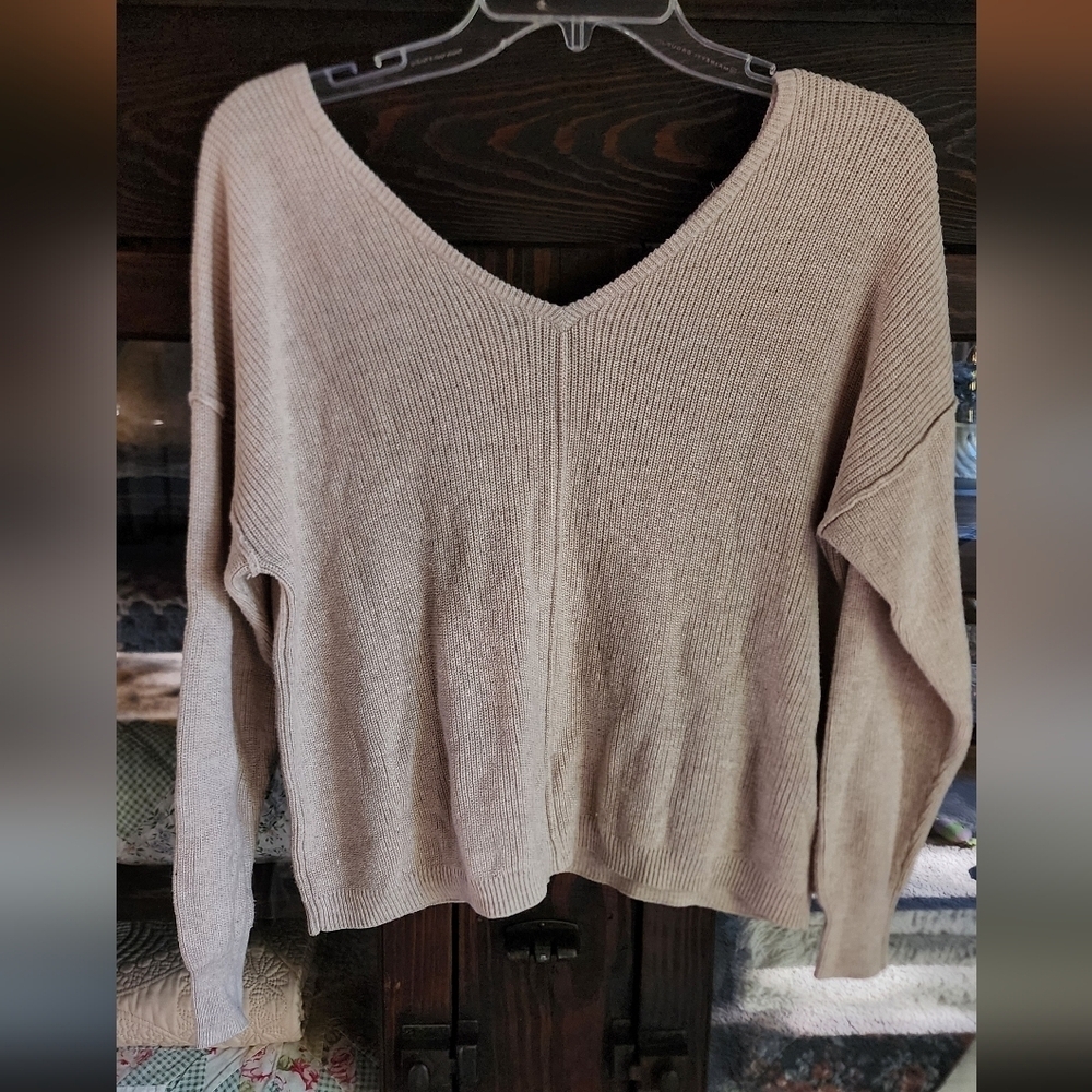 Hippie Rose V-Neck Sweater in Light Brown